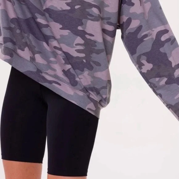 Onzie High Rise Bike Short - Picture 4 of 5